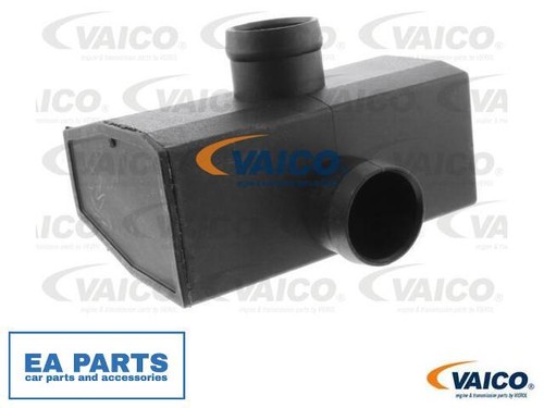 Oil trap crankcase breather - crankcase,